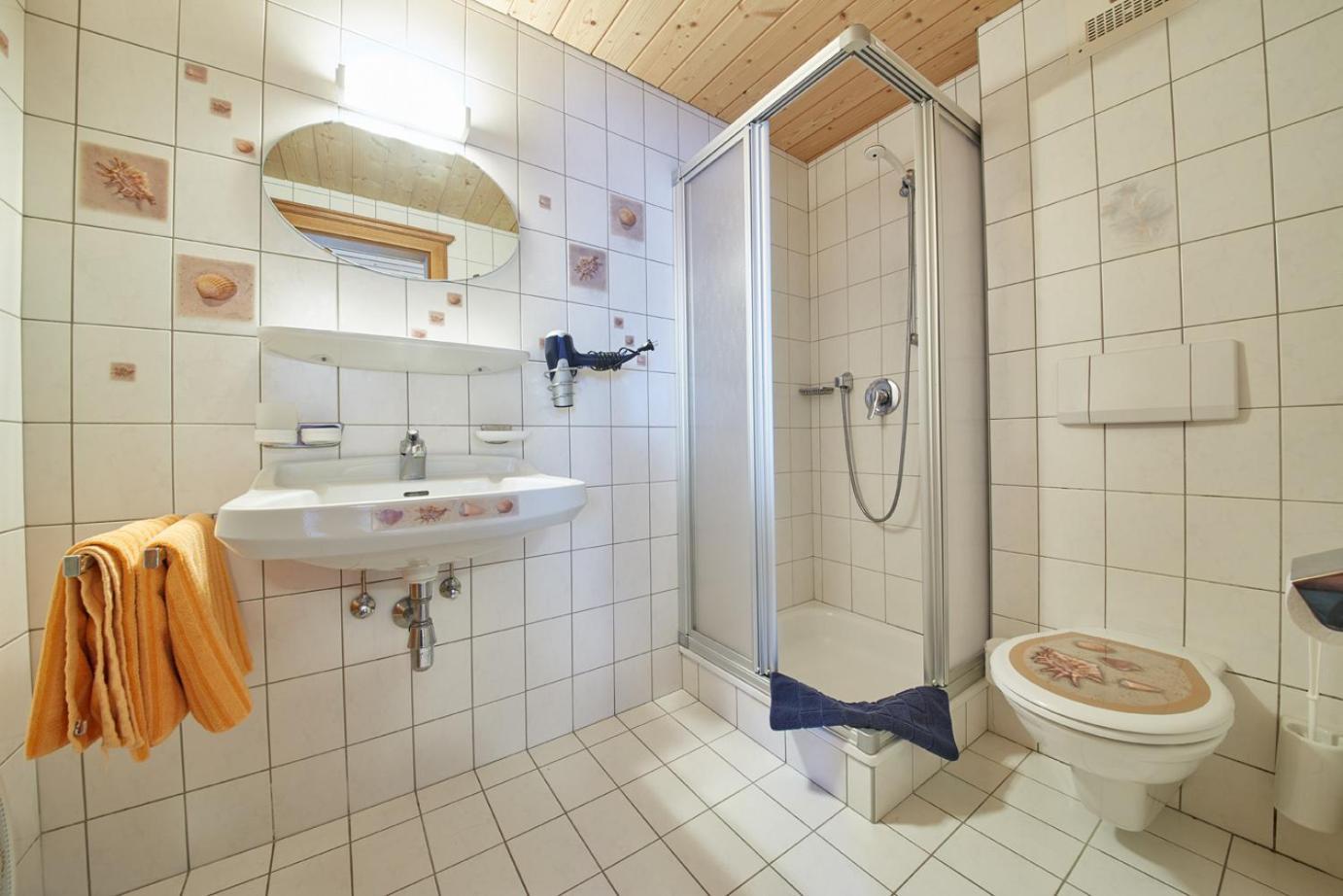 Living Apartment *