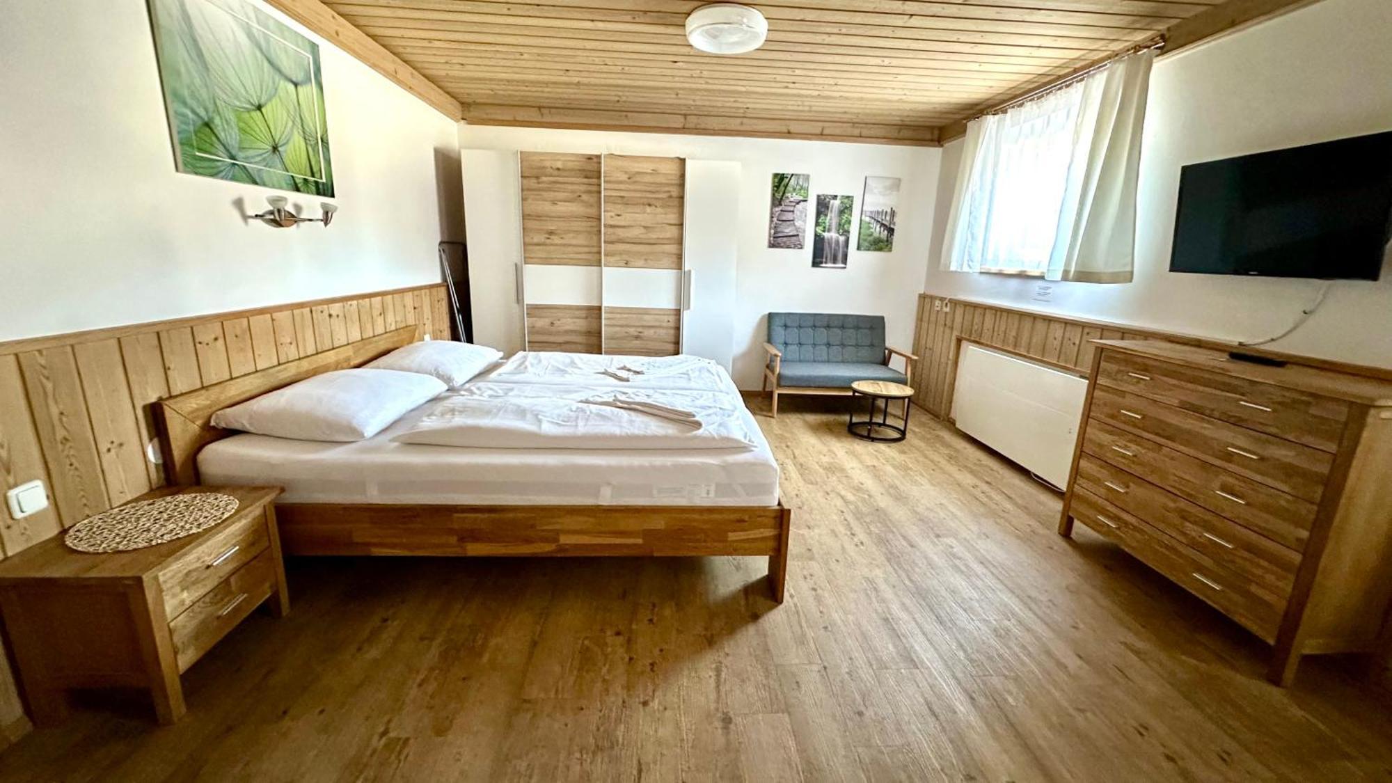 Living Apartment *